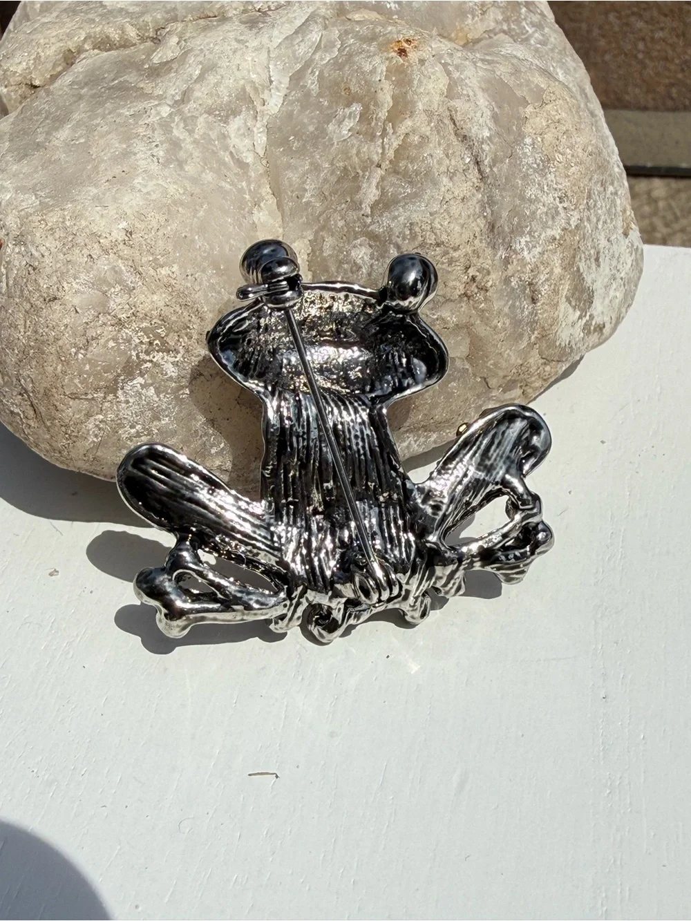 NWT Crystal Frog Brooch with Red Accent and black Crystals